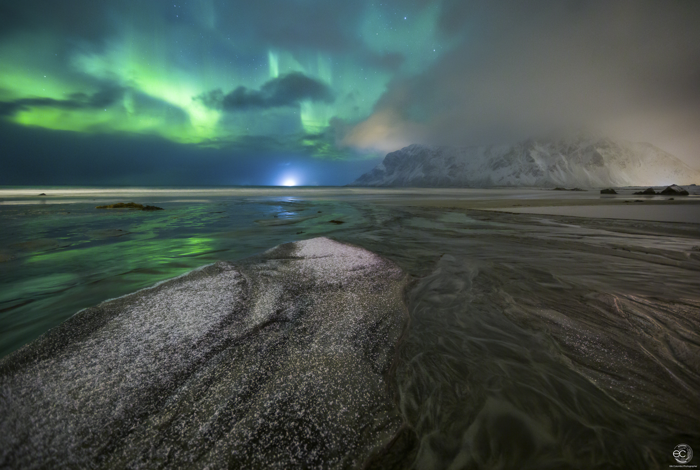 Paesaggio con aurora in Norvegia a Skagsanden di Erik Colombo per Home page